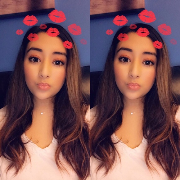 Meet your Posher, Casandra - Picture 1 of 1